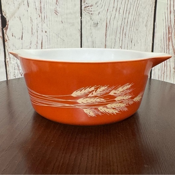 PYREX autumn harvest wheat pattern 1 qt serving bowl Vintage EUC - Picture 1 of 10